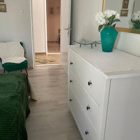 Apartmani Kate Stari Grad  Bagian luar foto