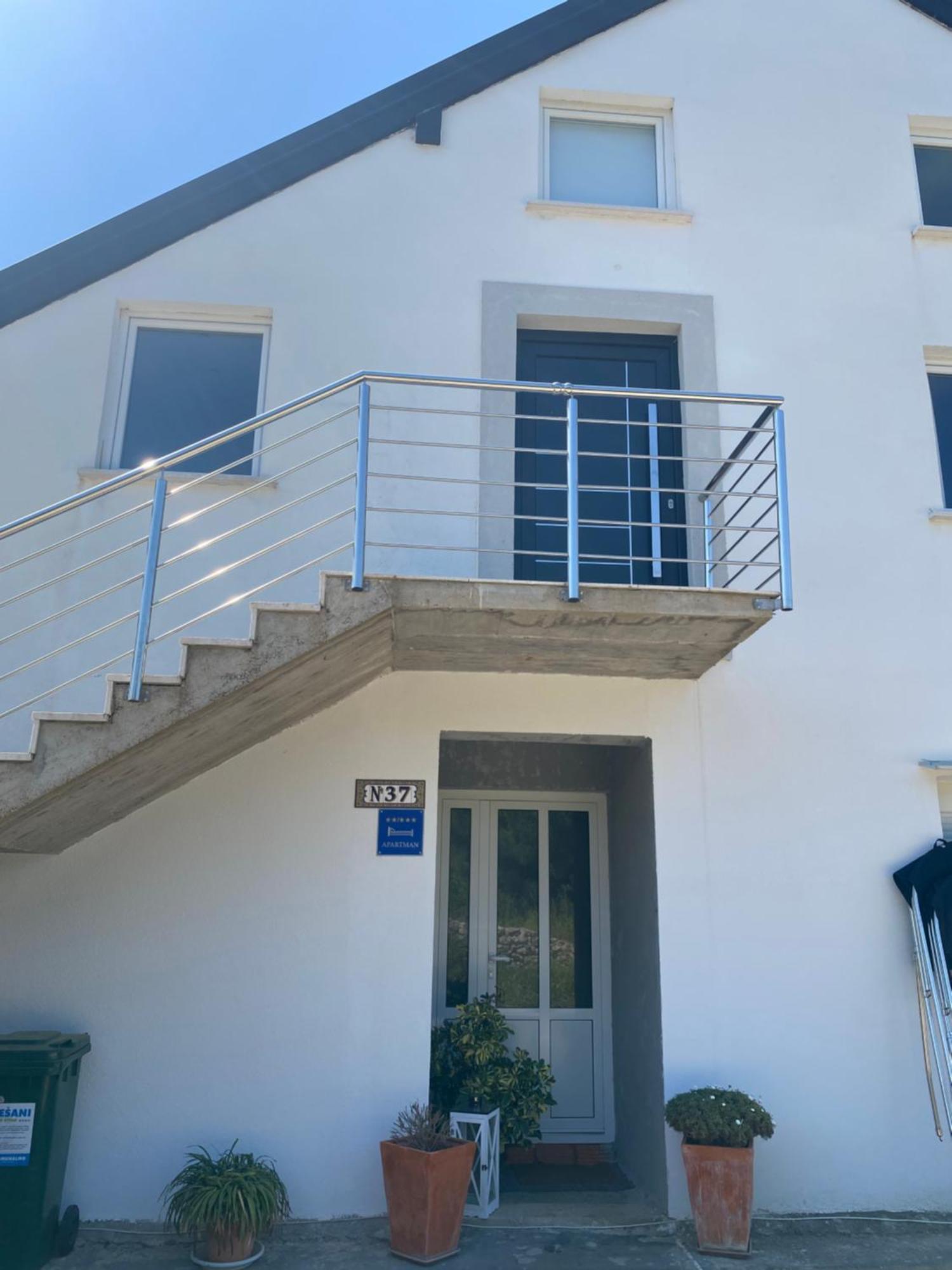 Apartmani Kate Stari Grad  Bagian luar foto