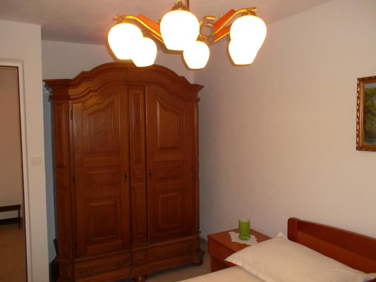 Apartmani Kate Stari Grad  Bagian luar foto