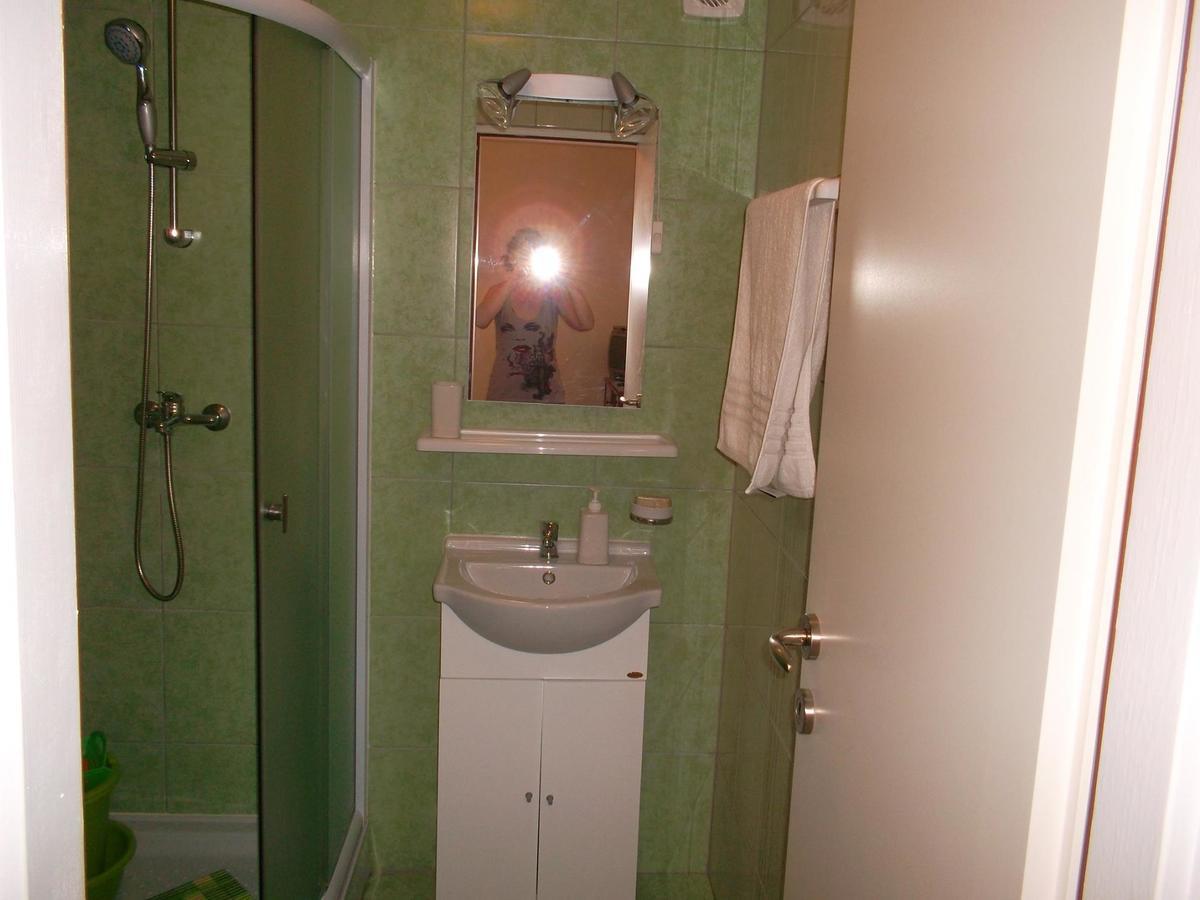 Apartmani Kate Stari Grad  Bagian luar foto