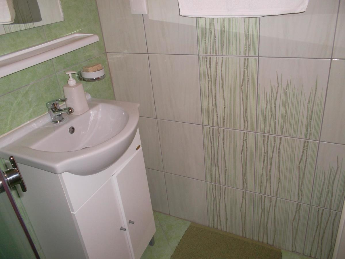 Apartmani Kate Stari Grad  Bagian luar foto
